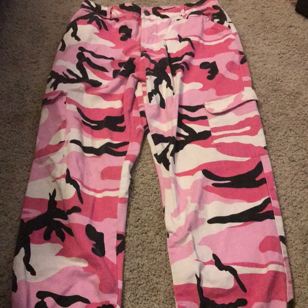 Camo Pants, A Large but runs a little small
